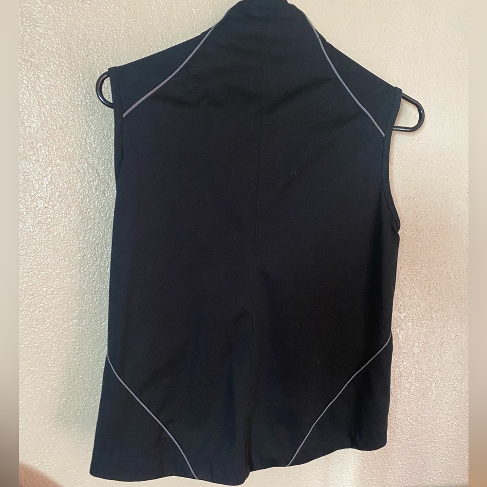 Nike Vest - Picture 4 of 4